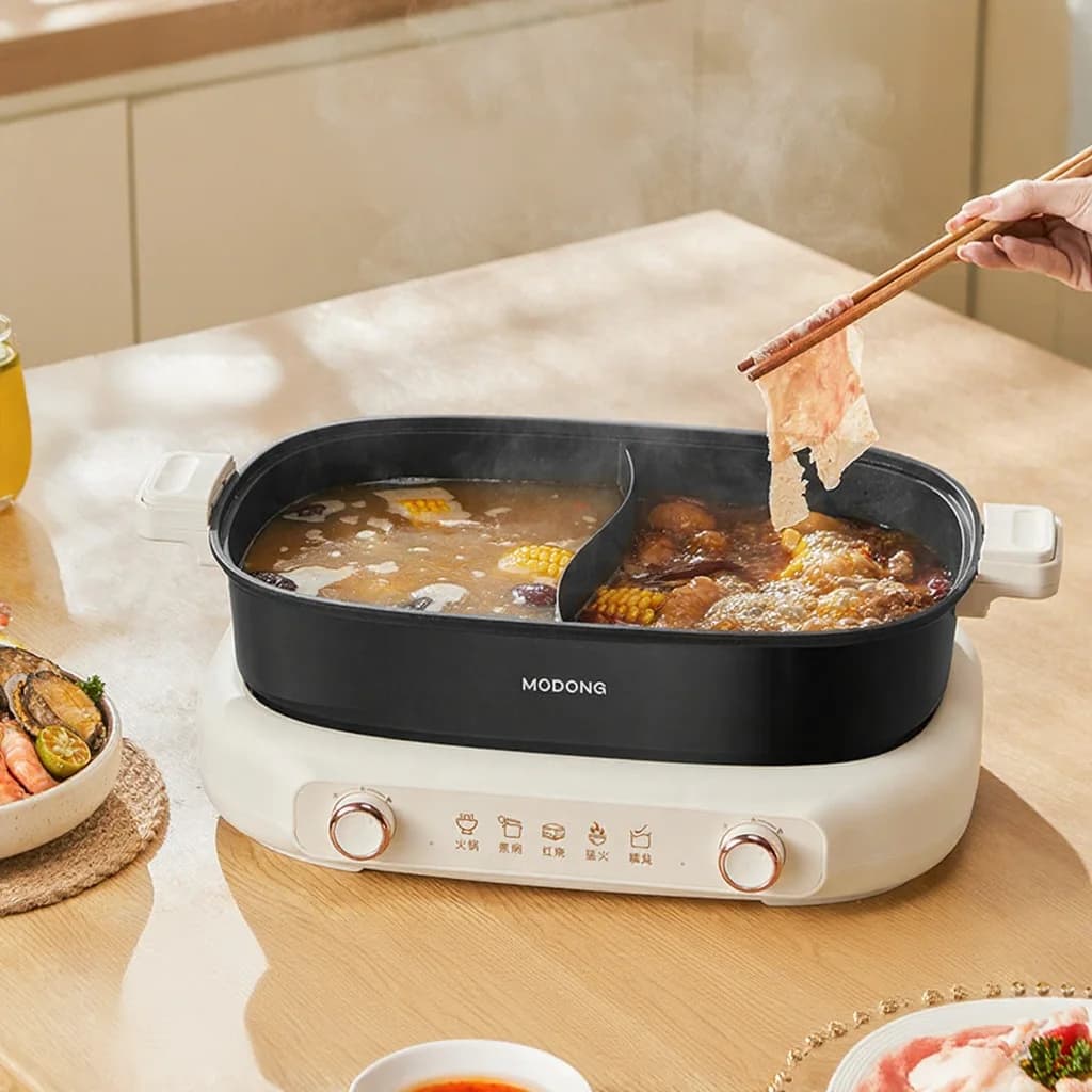 Dwudzielny elektryczny garnek do hot pot 7L z podwójną regulacją temperatury