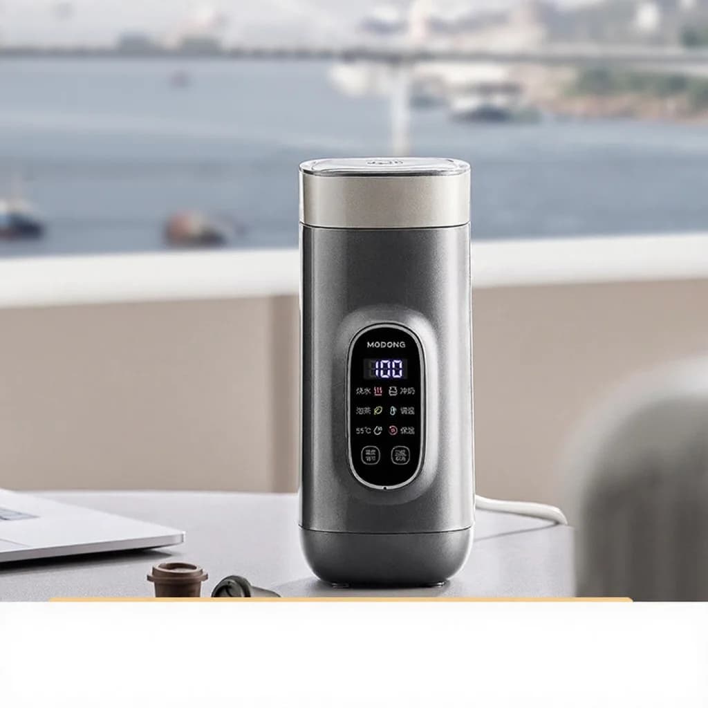 Tytanowy elektryczny kubek podróżny do podgrzewania wody, 650ml, 220V