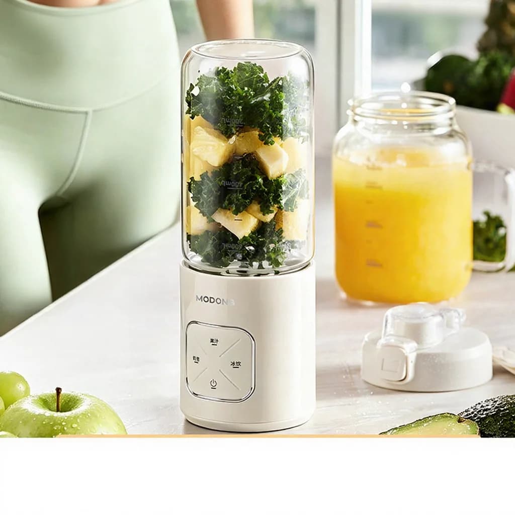 Bezprzewodowy przenośny blender w kubku z kruszeniem lodu i dwoma kubkami